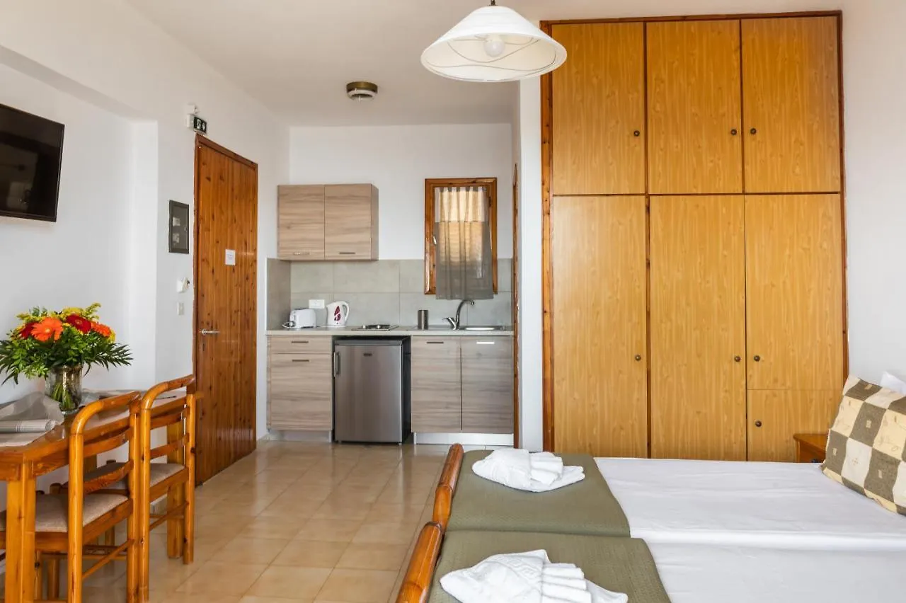 Buena Vista Studios Lurdáta Apartmanhotel