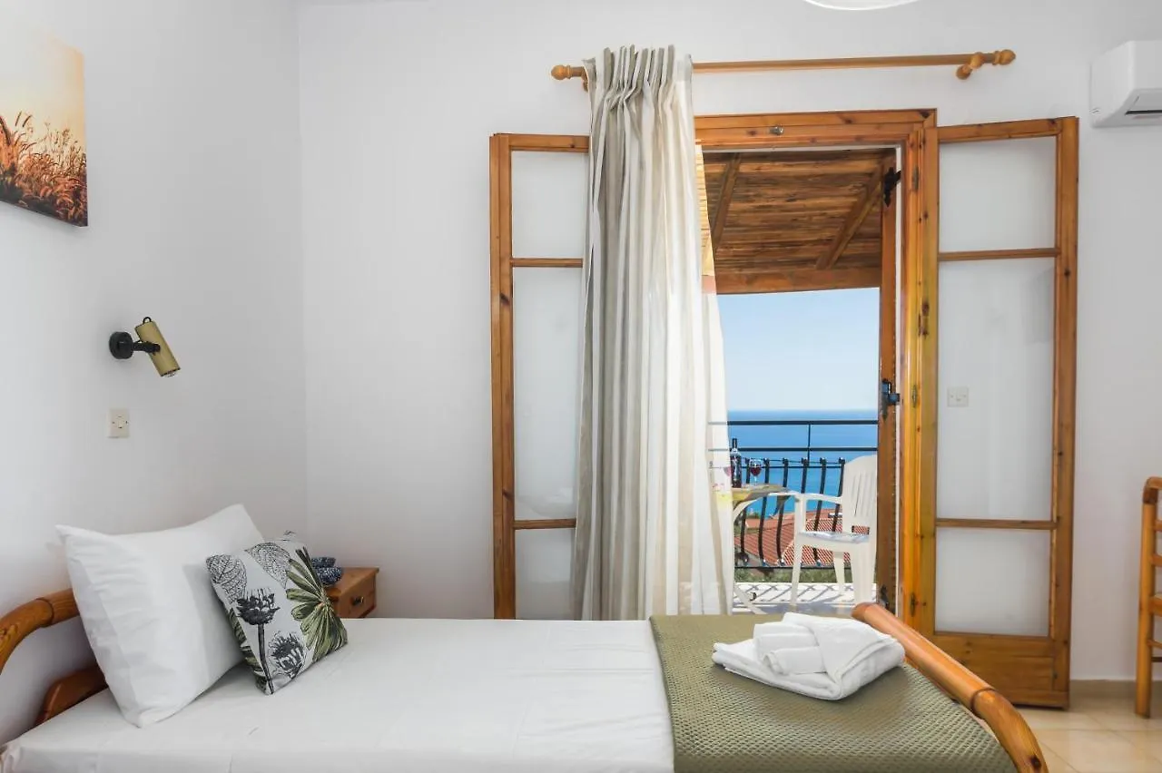 Aparthotel BUENA VISTA studios Lourdata  Grecia